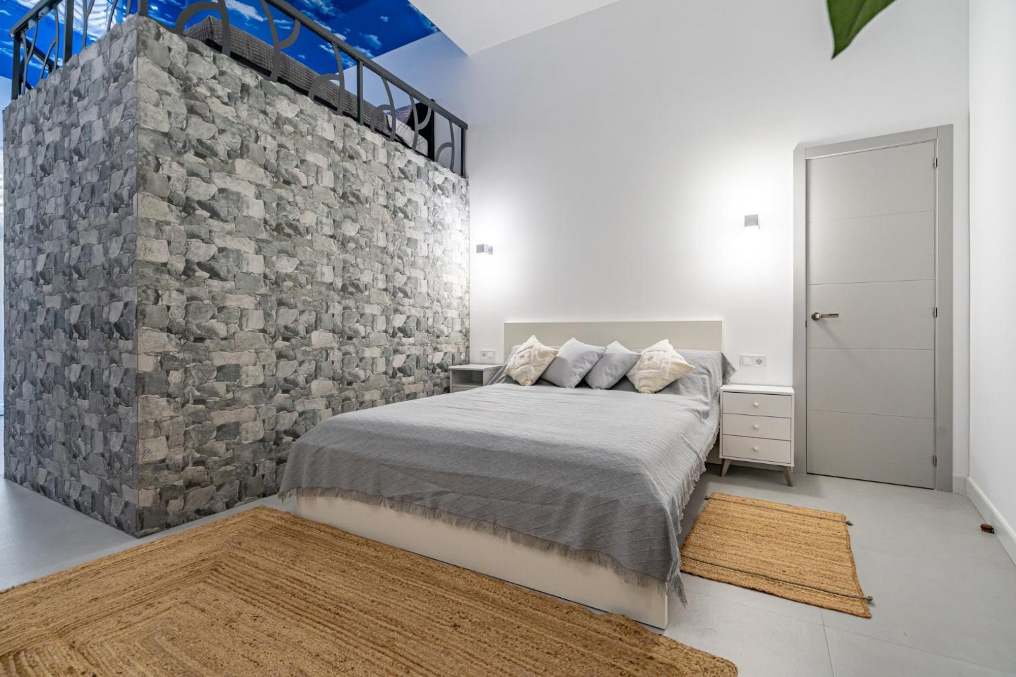 Exquisite Studio Apartment With An Original Design Валенсия Екстериор снимка