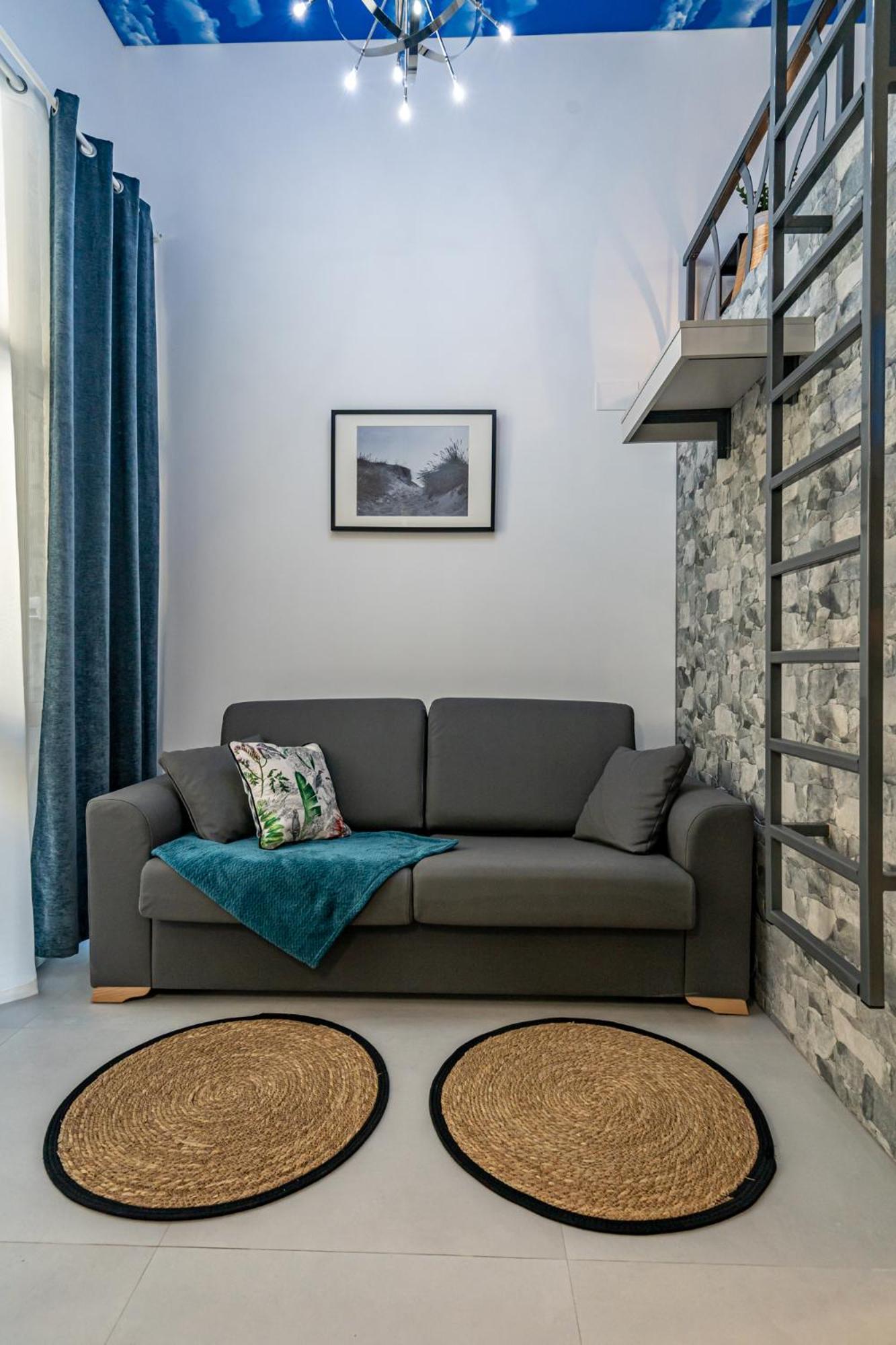 Exquisite Studio Apartment With An Original Design Валенсия Екстериор снимка